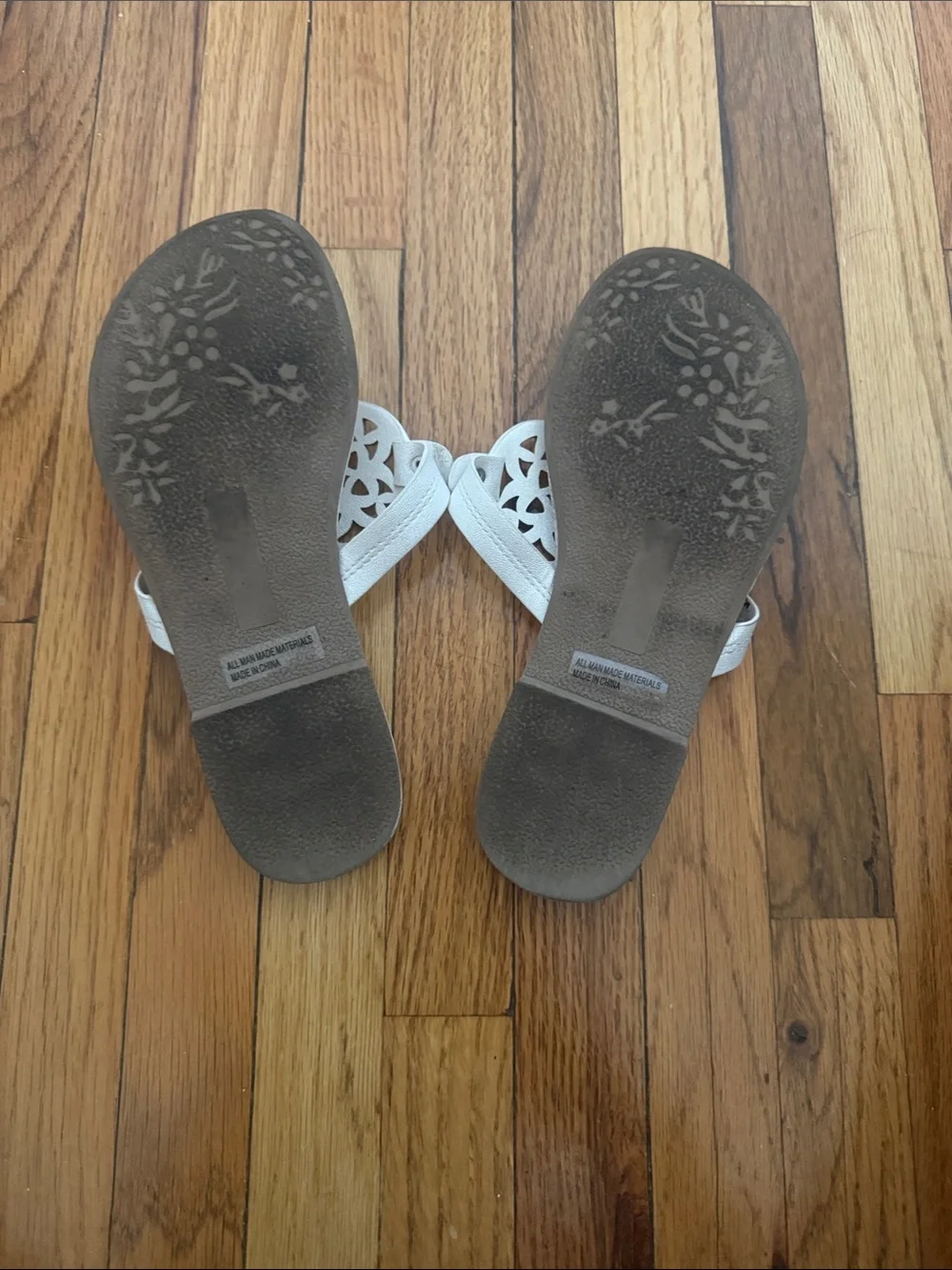 DV by Dolce Vita White Laser-Cut Toe-Post Sandals